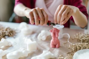 How to make candles at home